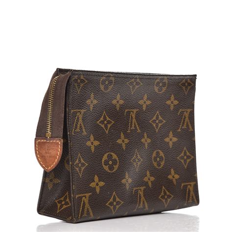 toiletry pouch 19 louis vuitton